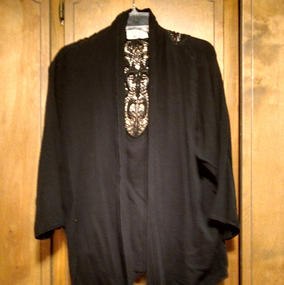 Black cover with lace back